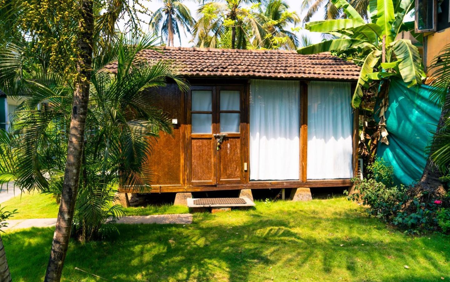 Village Susegat Beach Resort Morjim Buitenkant foto