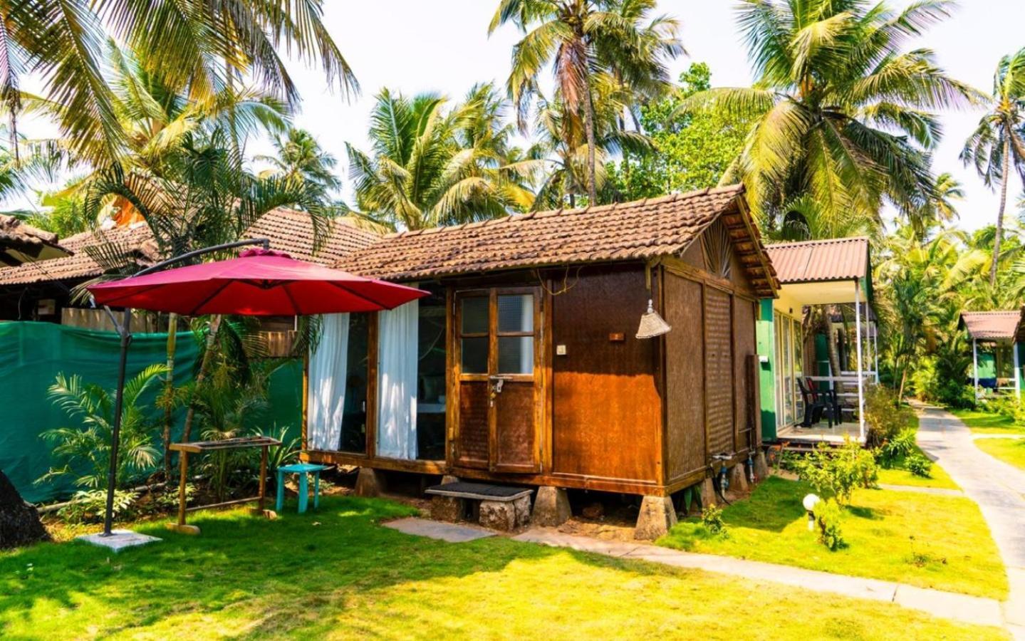 Village Susegat Beach Resort Morjim Buitenkant foto